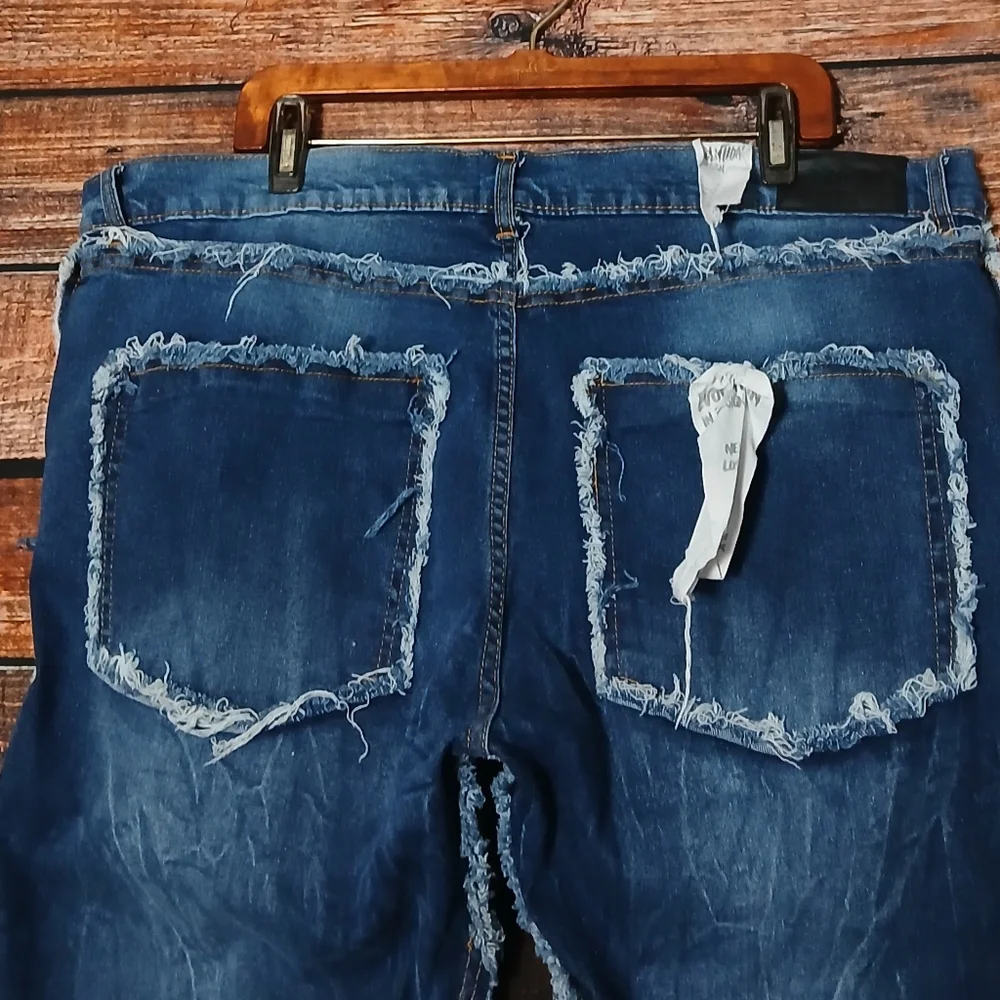 NWT Evolution in Design Jeans Mens 40X32 Slim Mid Rise Frayed Fringe Distressed - Picture 5 of 9